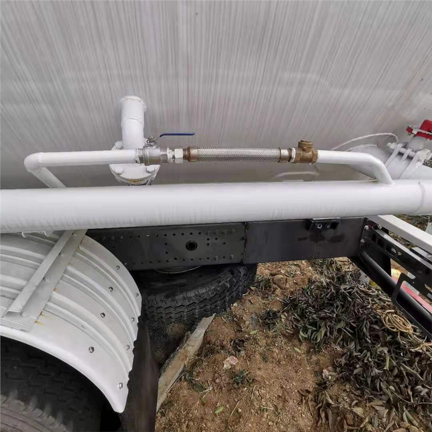 33吨新规干混砂浆车生产厂家 粉粒物料车价格